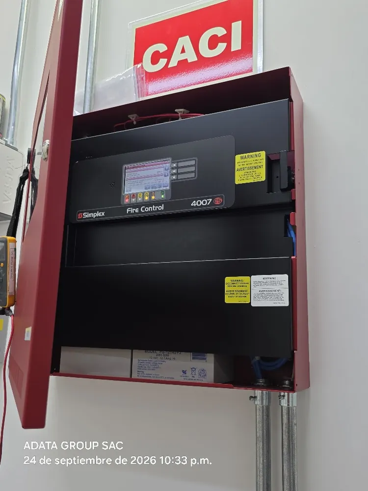 Panel de detección y alarma